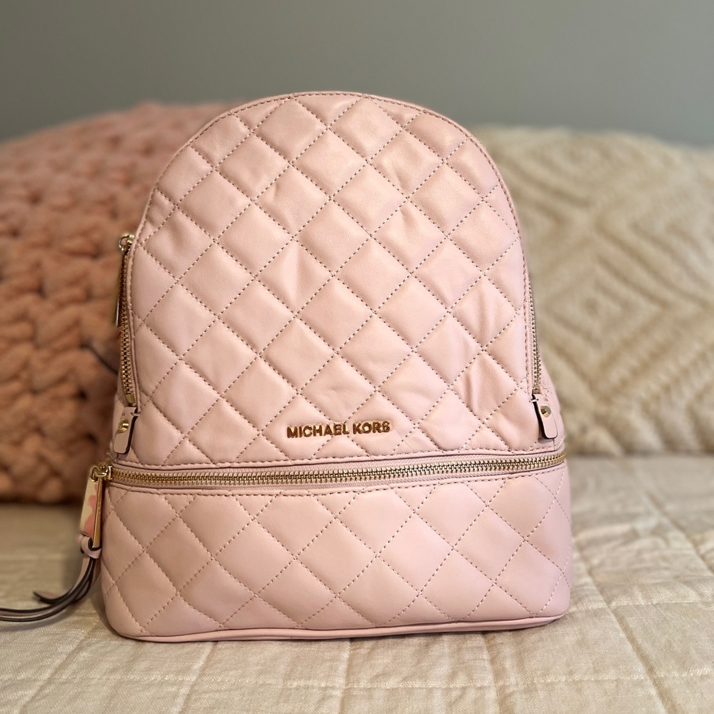 🌟NWT Light Pink Michael Kors Backpack🌟